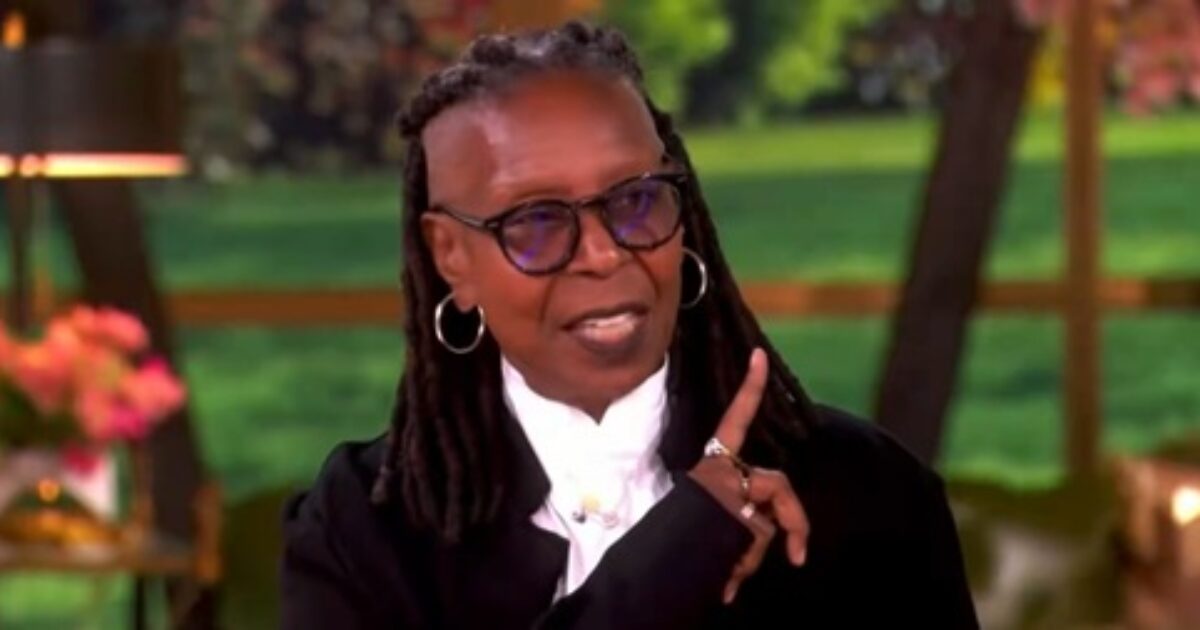 Whoopi wants Knicks to visit White House, hopes it will remind America of slavery